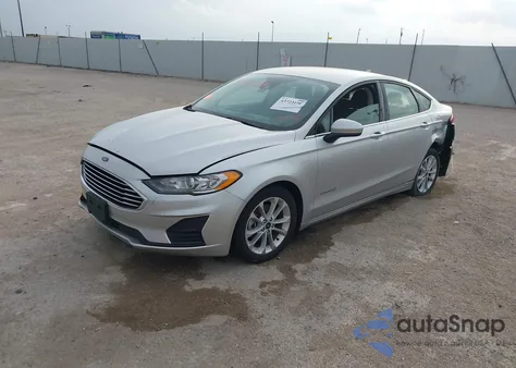 2019 Ford Fusion Hybrid Se z USA, uszkodzony, nr VIN 3FA6P0LU3KR263757